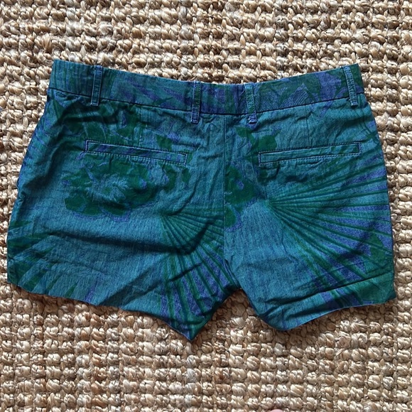 Gap patterned shorts - Picture 3 of 4